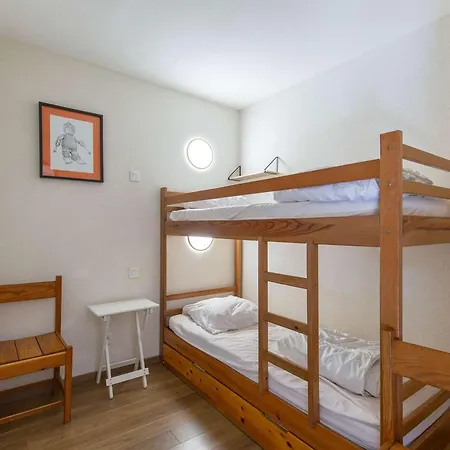 Proche Village - 10 Pers. - Fr-1-403-115